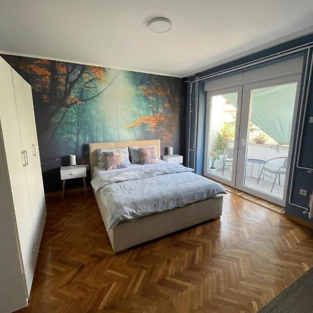 Apartman Avenia Novi Sad Buitenkant foto