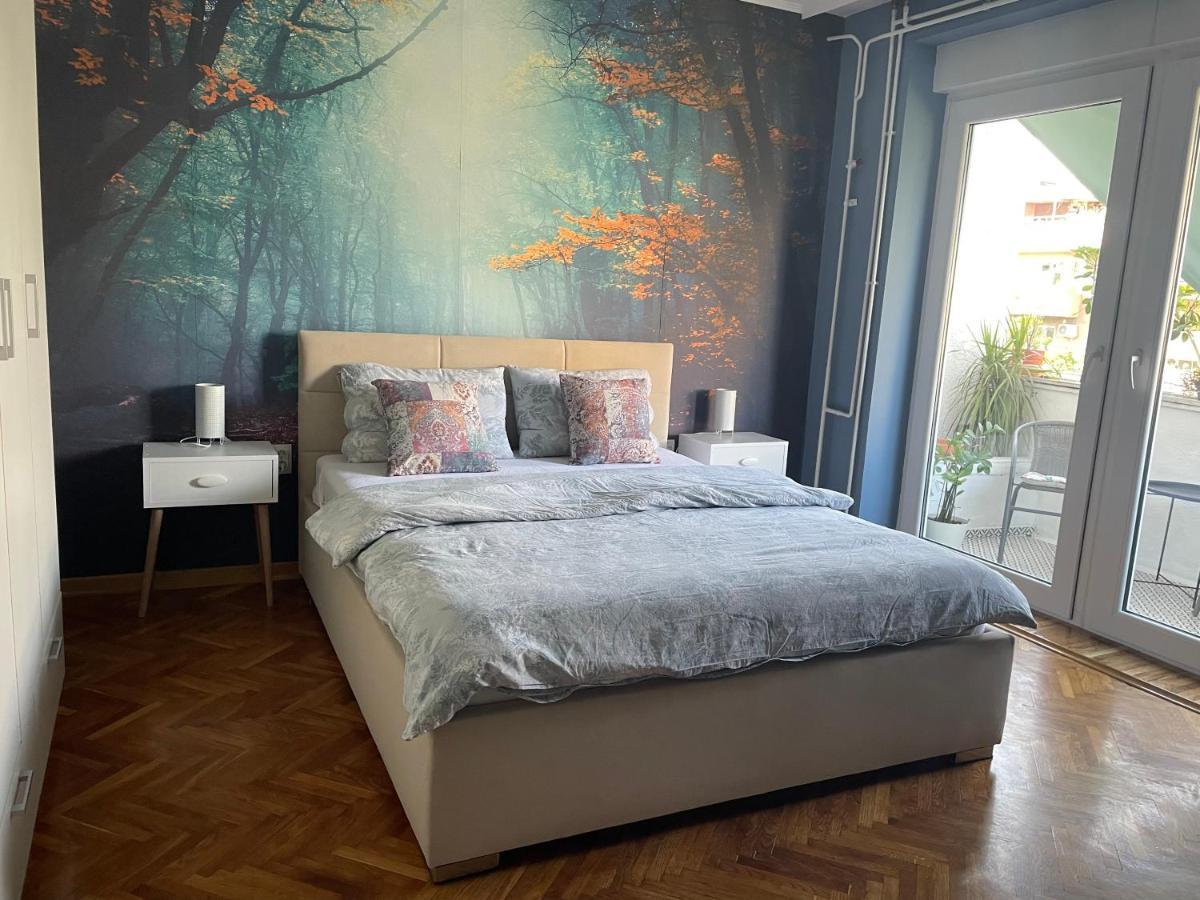 Apartman Avenia Novi Sad Buitenkant foto