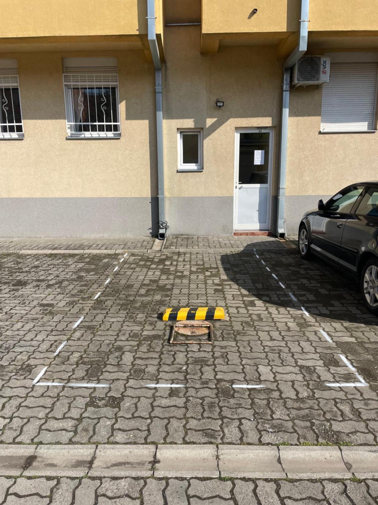 Apartman Avenia Novi Sad Buitenkant foto