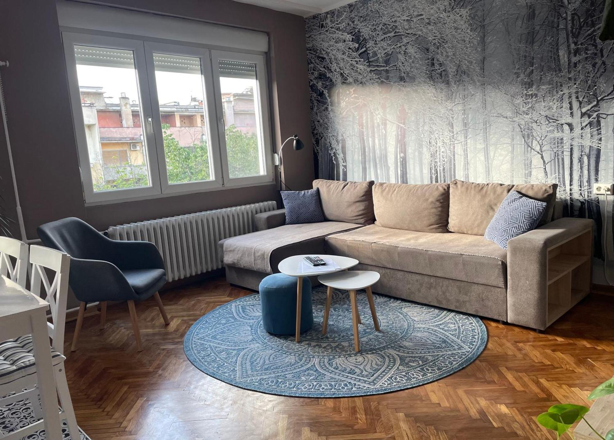 Apartman Avenia Novi Sad Buitenkant foto