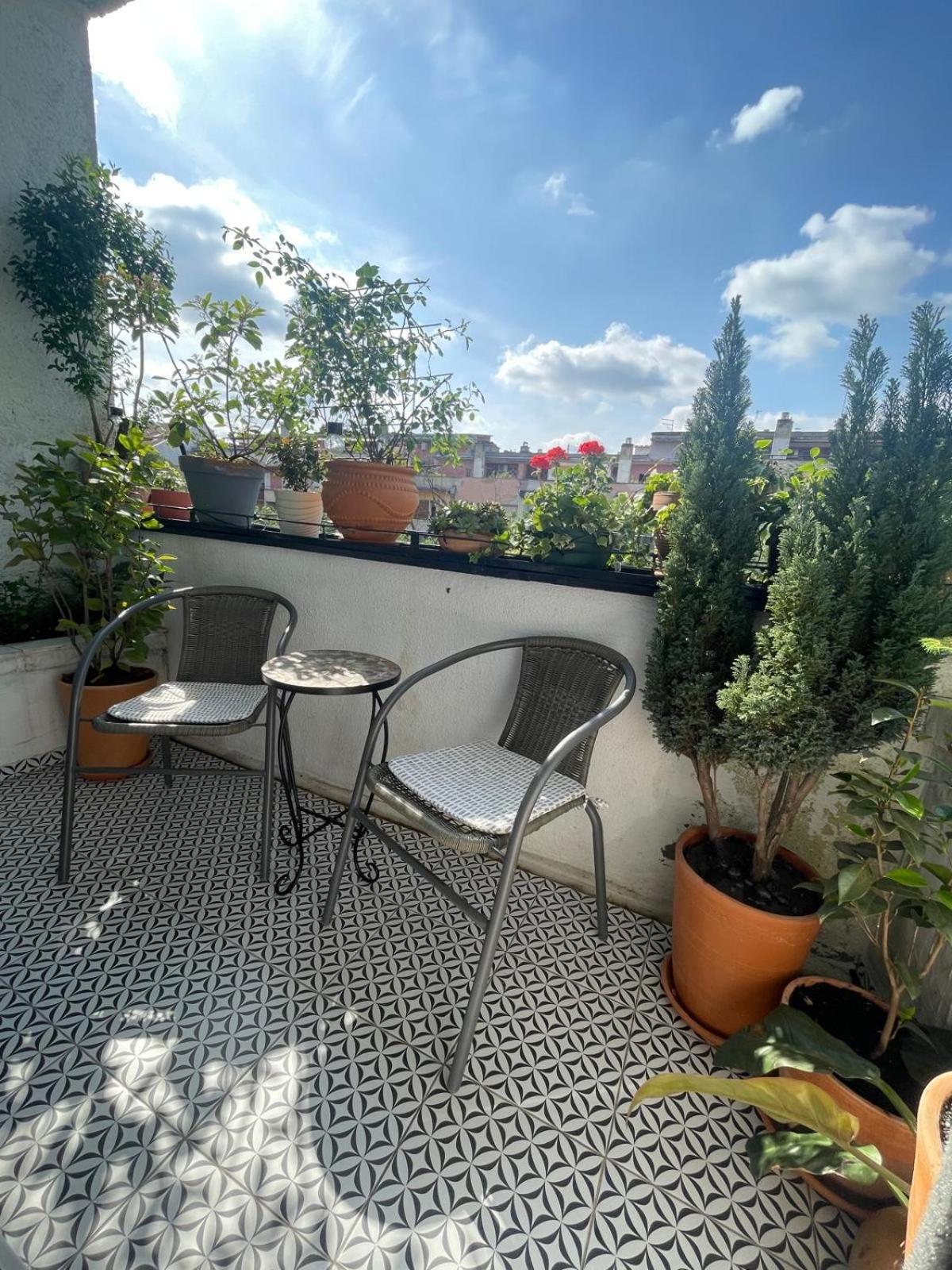 Apartman Avenia Novi Sad Buitenkant foto