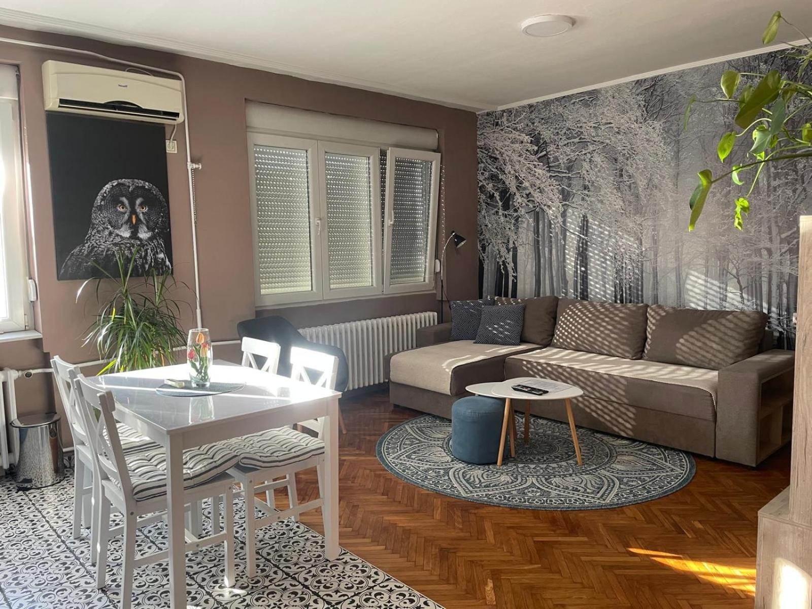 Apartman Avenia Novi Sad Buitenkant foto
